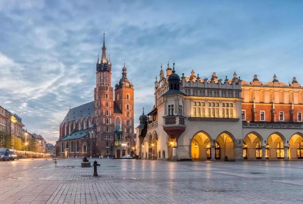 Amen Aparthotel Residence Krakow Bagian luar foto
