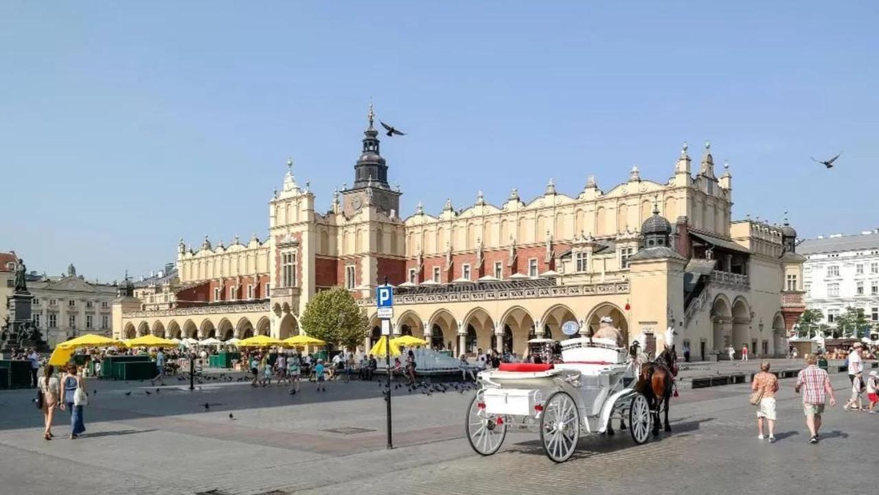 Amen Aparthotel Residence Krakow Bagian luar foto