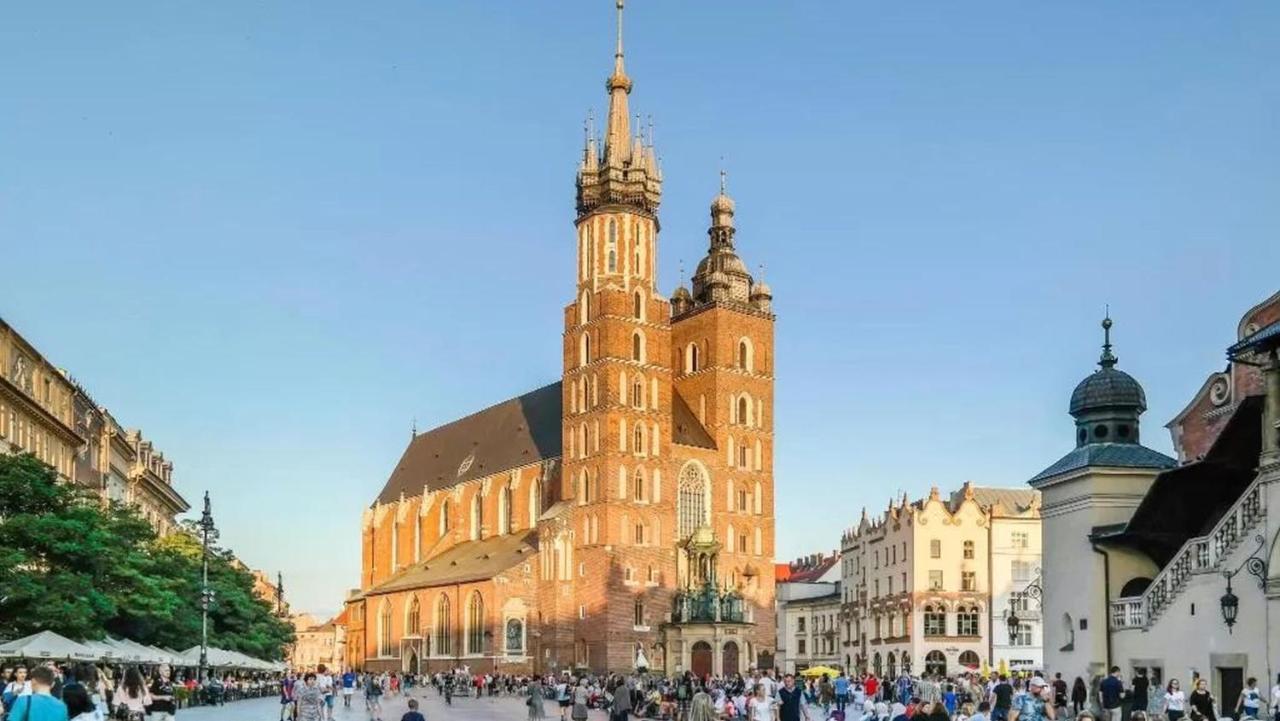 Amen Aparthotel Residence Krakow Bagian luar foto
