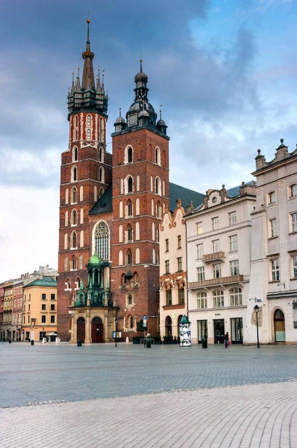 Amen Aparthotel Residence Krakow Bagian luar foto