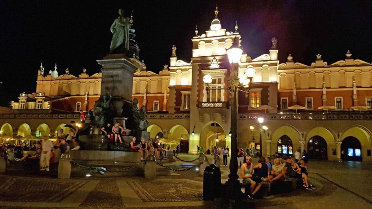 Amen Aparthotel Residence Krakow Bagian luar foto